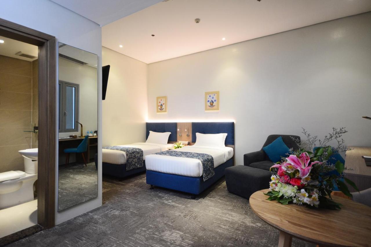 Blue Lotus Hotel Davao Экстерьер фото