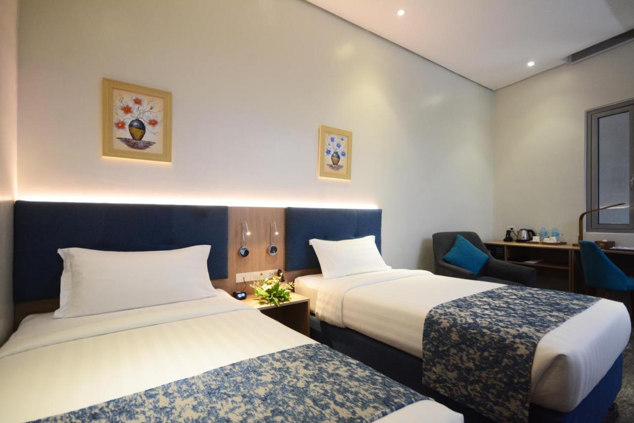 Blue Lotus Hotel Davao Экстерьер фото