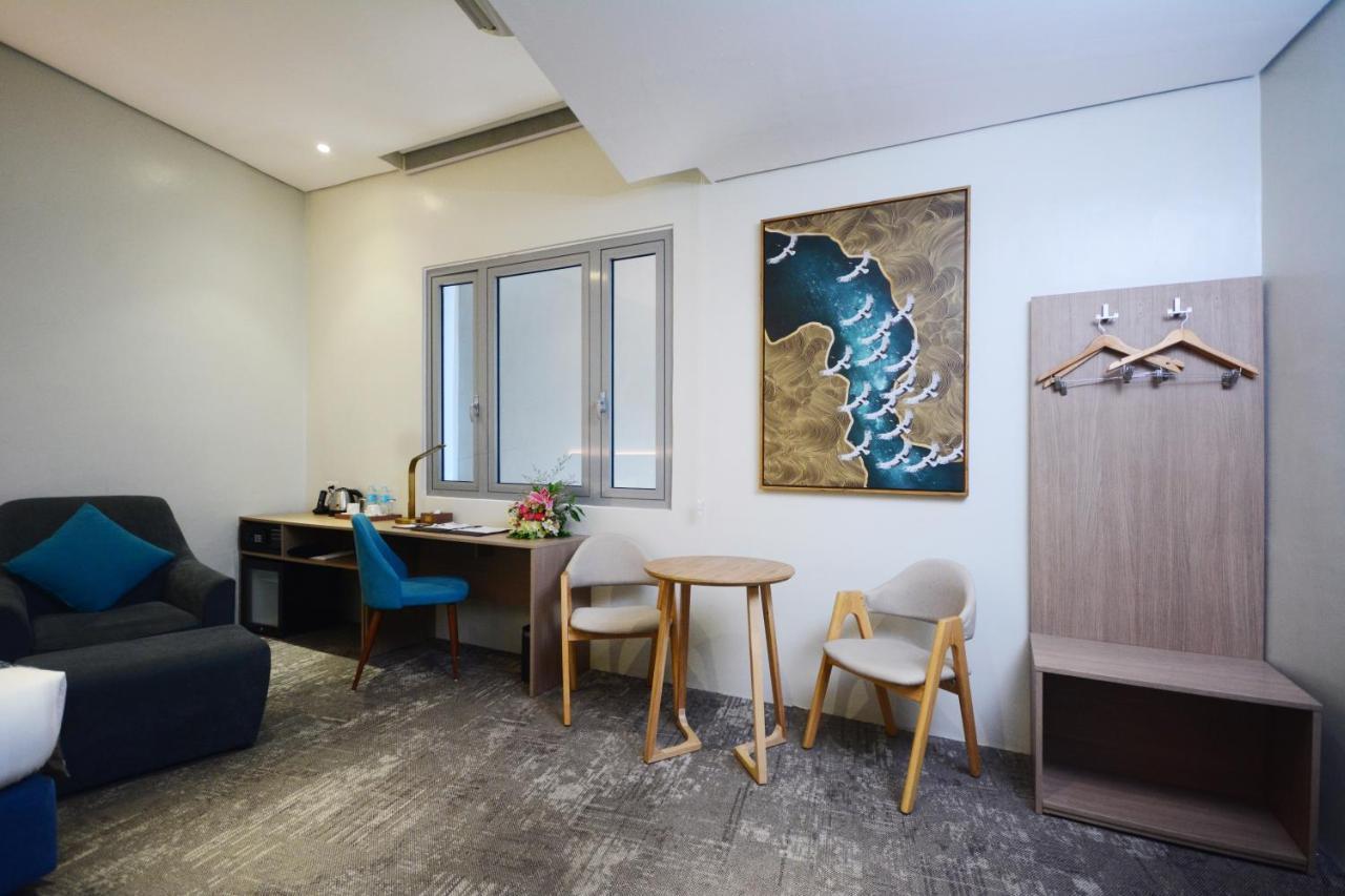 Blue Lotus Hotel Davao Экстерьер фото